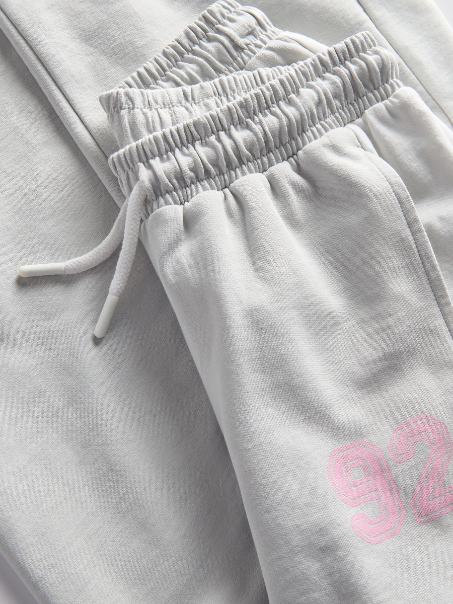 Pantalon large à rayures - Gris clair - RESERVED - 5