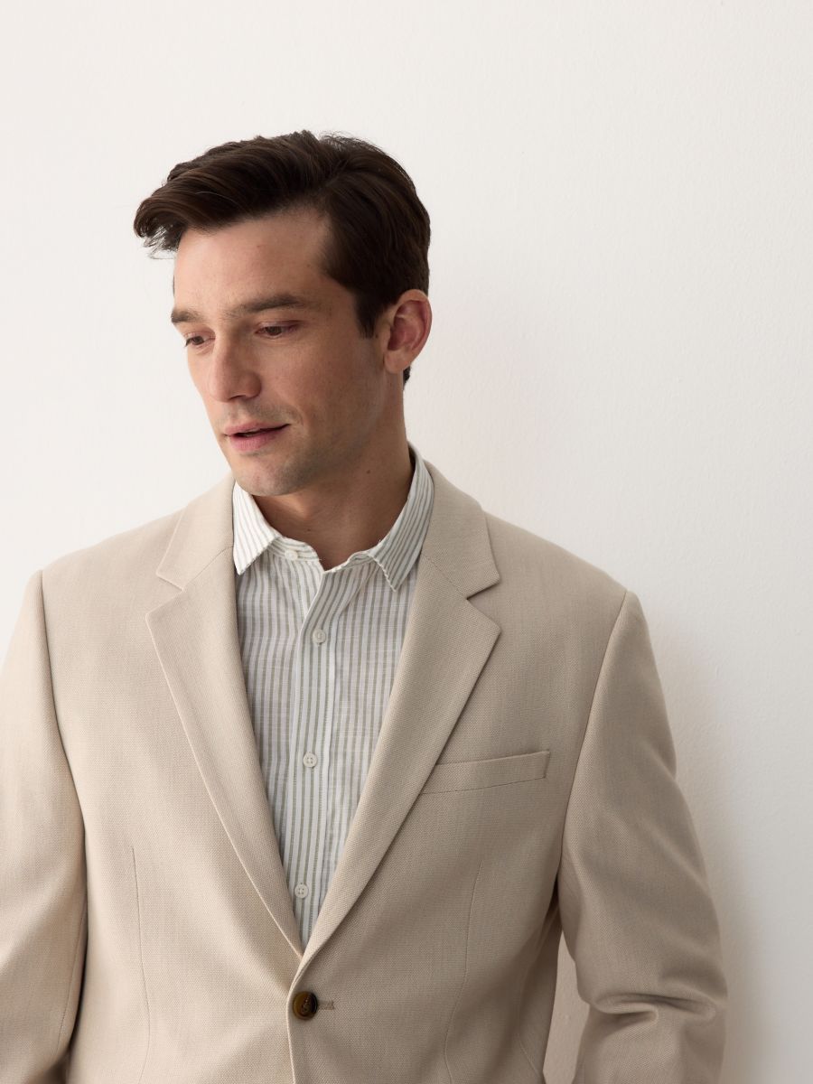 Regular fit blazer with viscose blend - beige - RESERVED - 5