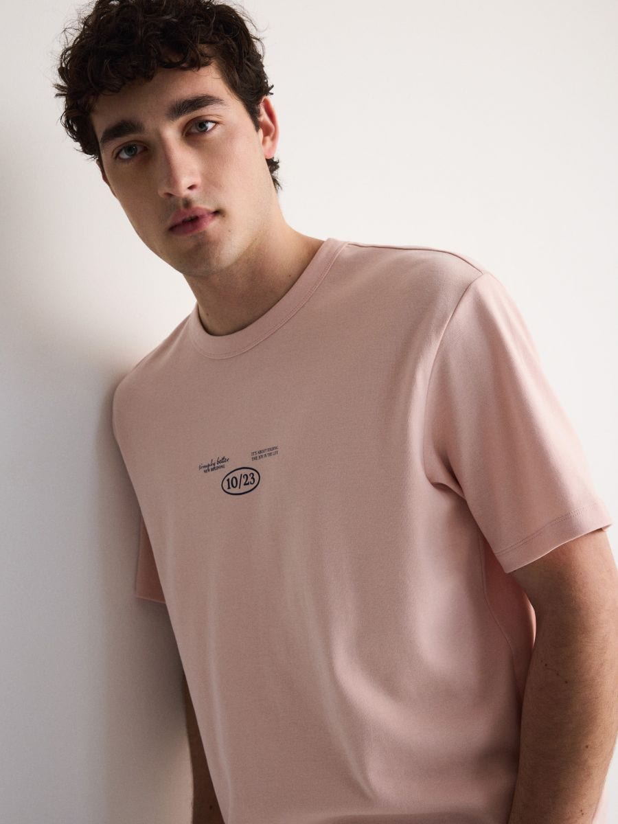 Oversized T-shirt with print COLOUR pastel pink - RESERVED