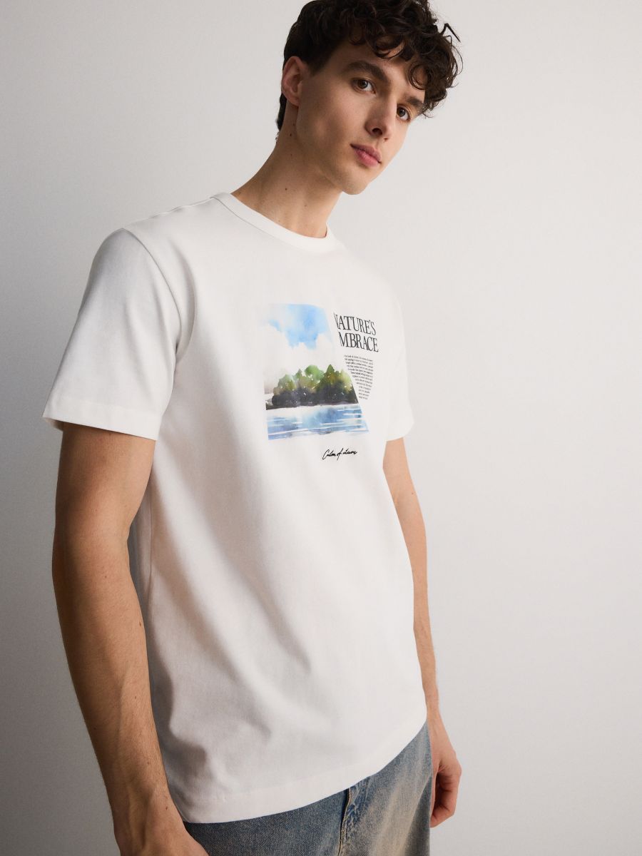 Regular fit T-shirt with print - cream - RESERVED