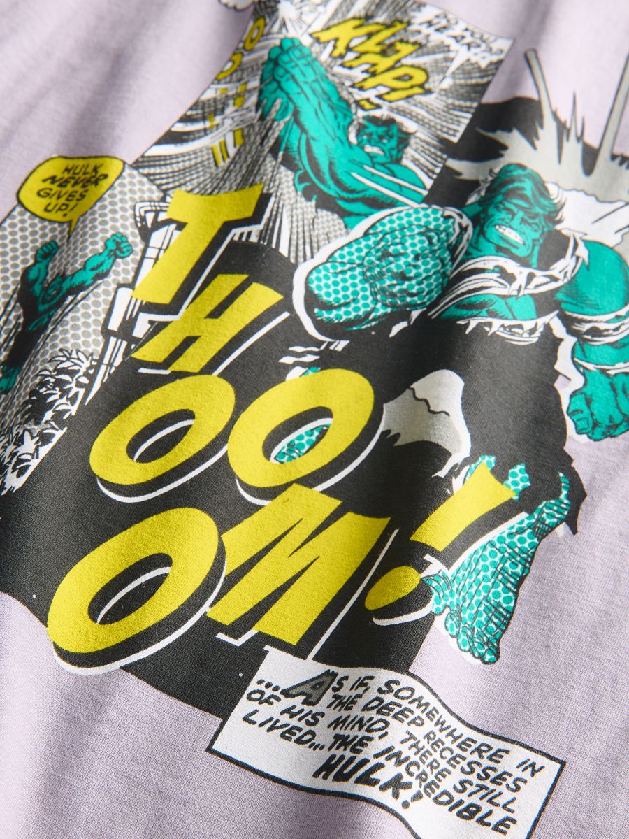 T shirt marvel outlet