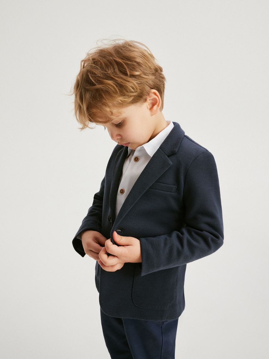 Elegant blazer with pockets - navy - RESERVED
