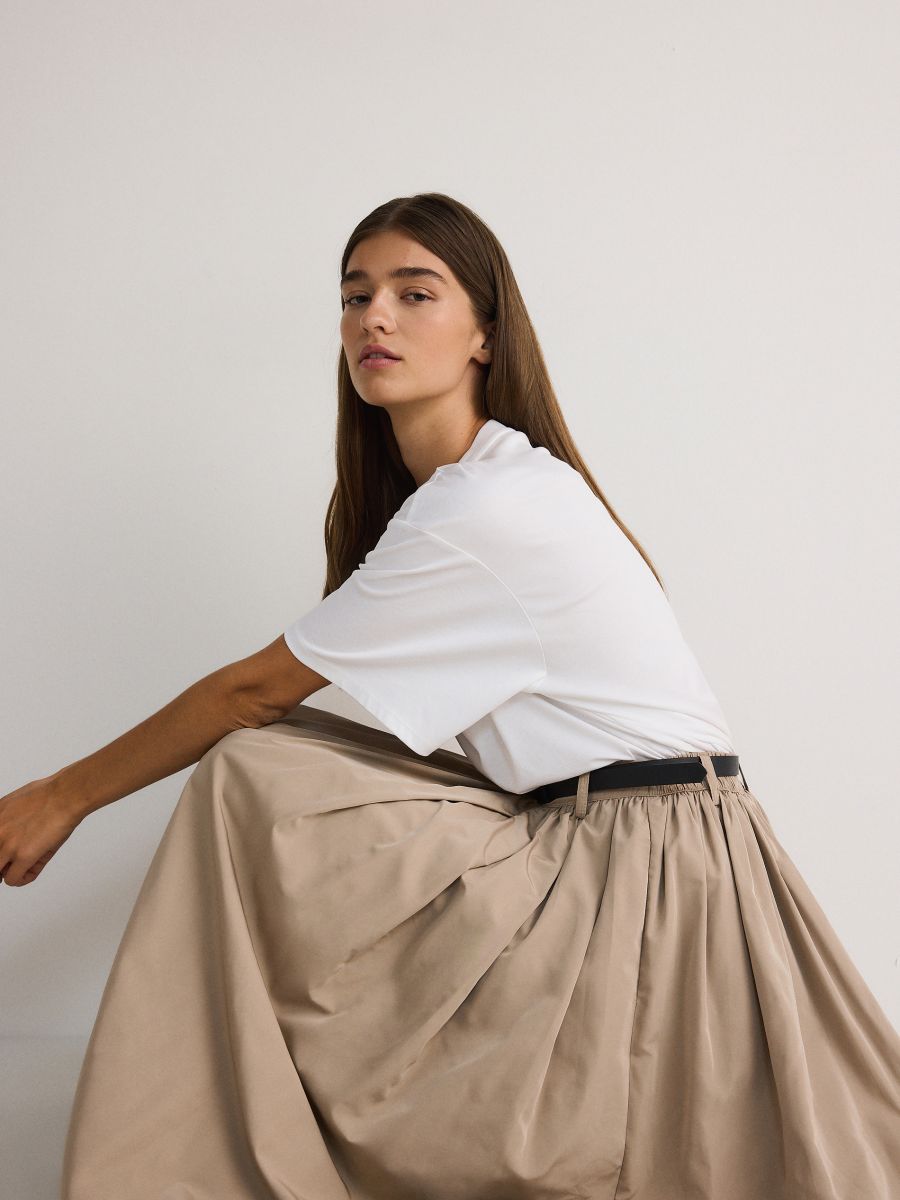 Reserved beige skirt outlet