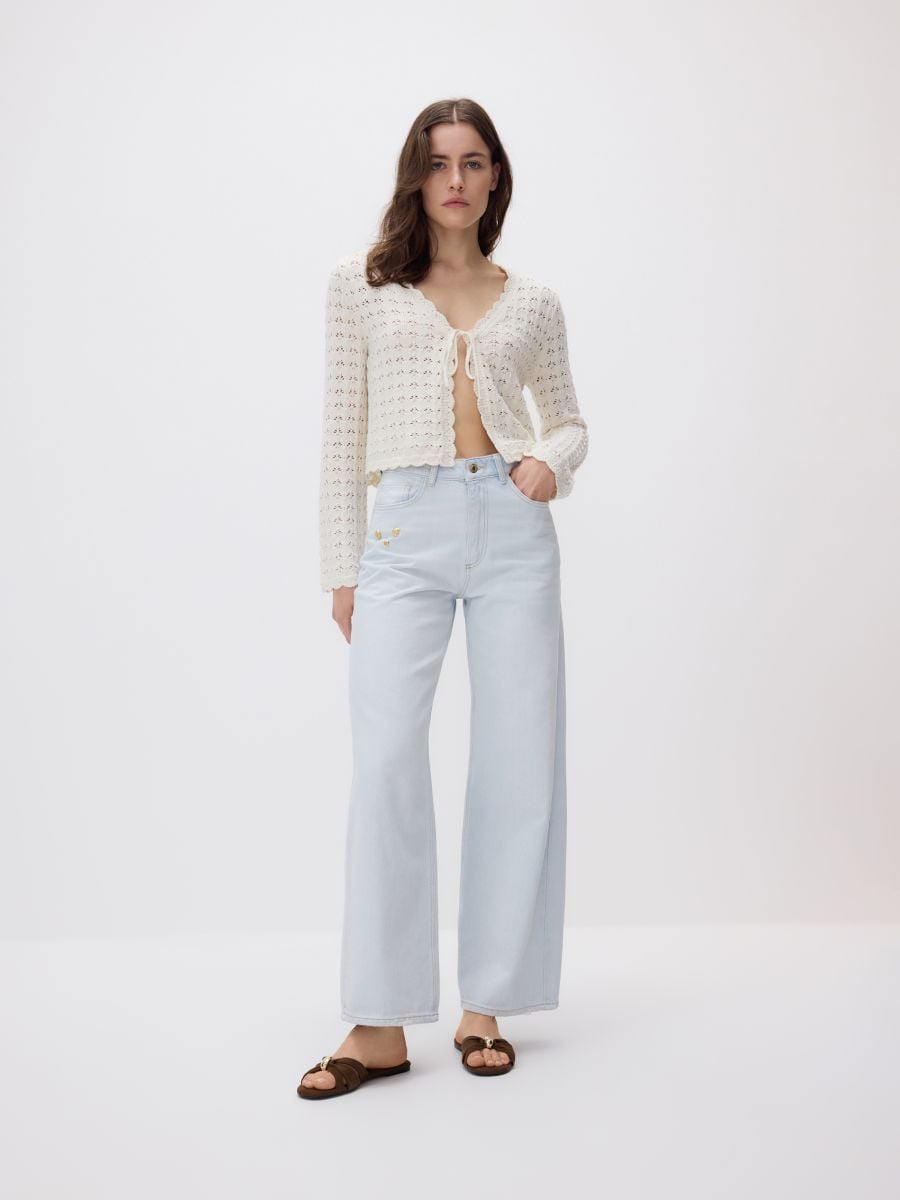 Jeansy straight z aplikacjami - niebieski - RESERVED