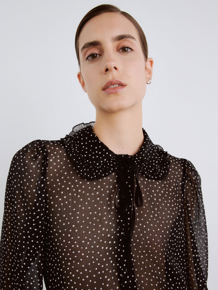 Polka dot shirt Color black RESERVED 9121B 99X