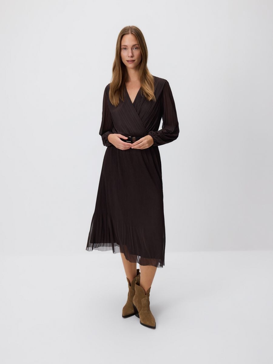 Plisse dress with belt - dark brown - RESERVED