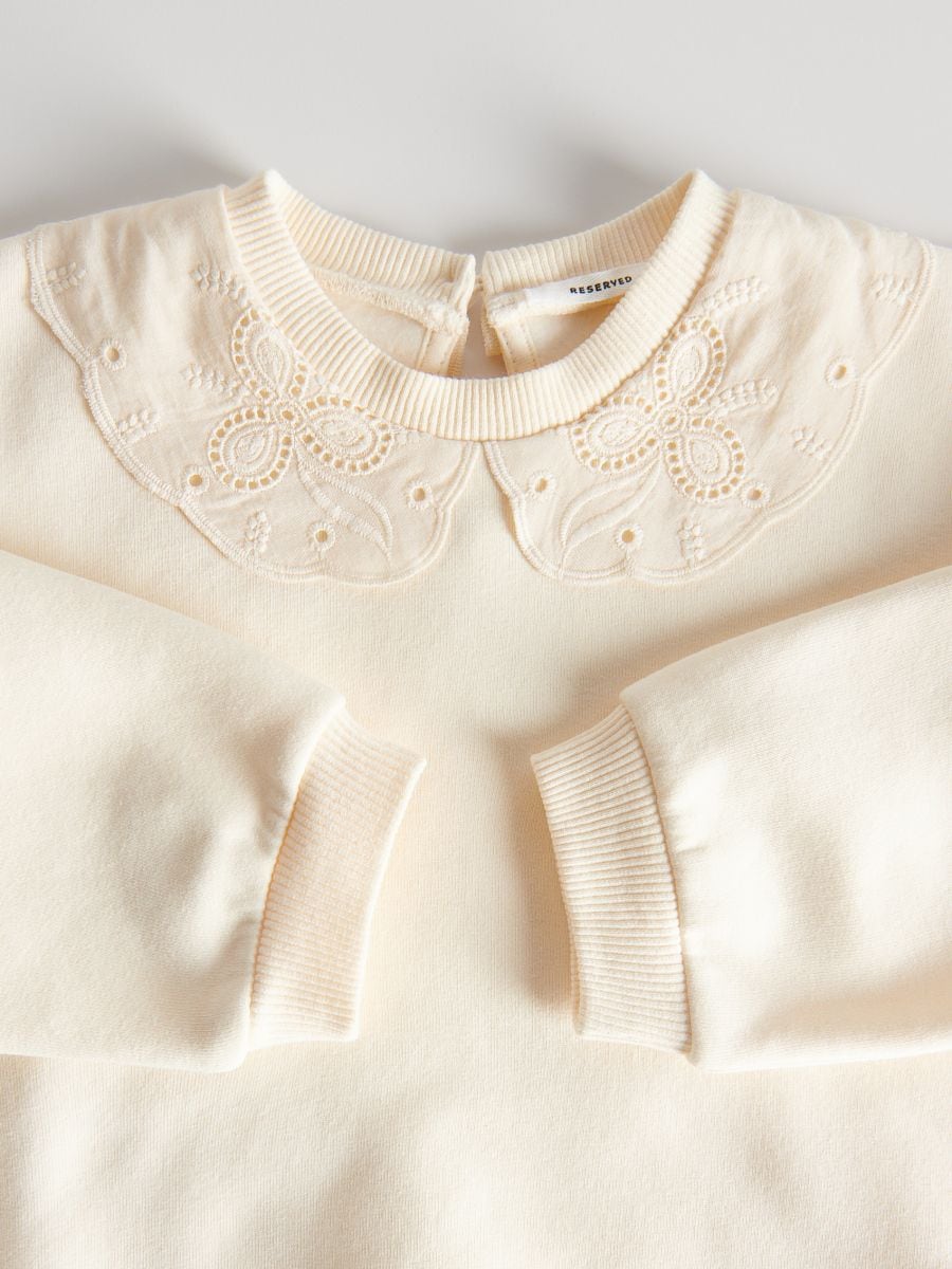 Sweatshirt with openwork collar - cream - RESERVED - 5
