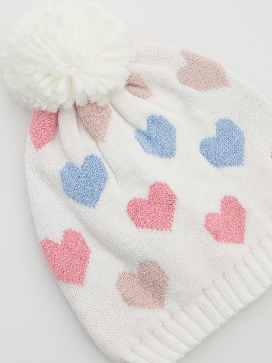 Heart pattern beanie with pom pom - cream - RESERVED - 2