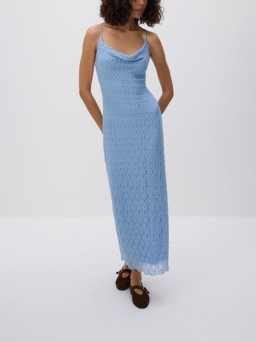 Spitzenkleid in Maxilänge - blassblau - RESERVED