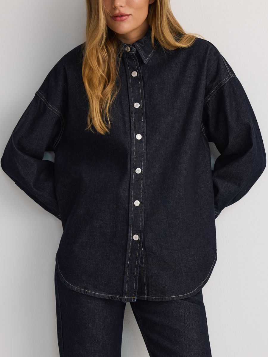 Oversized denimskjorte - navyblå - RESERVED