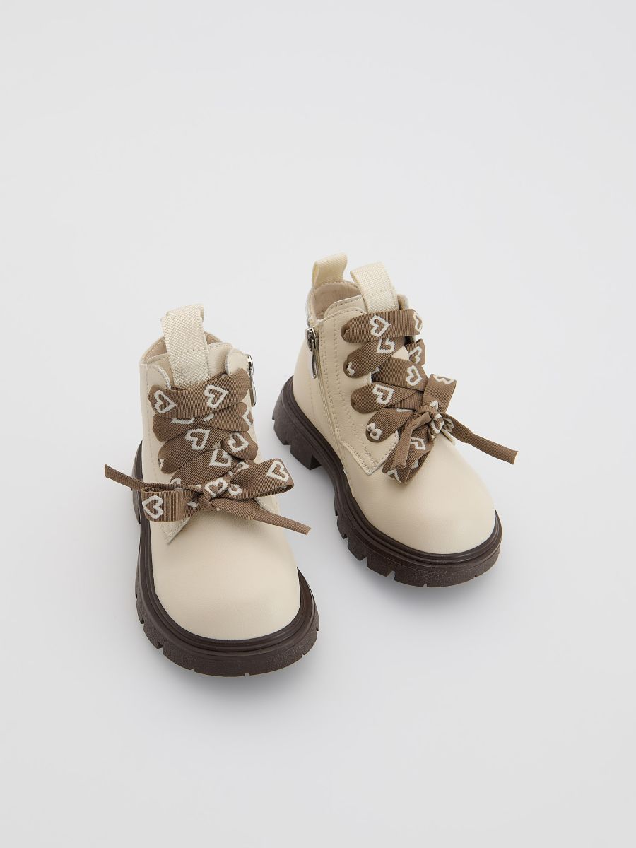 Veterschoenen tot boven de enkel - beige - RESERVED