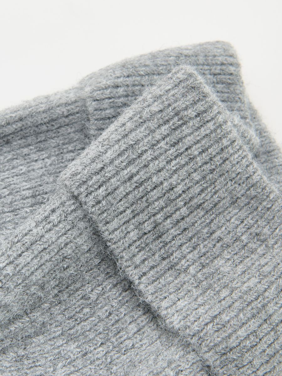 Beanie - light grey - RESERVED - 3
