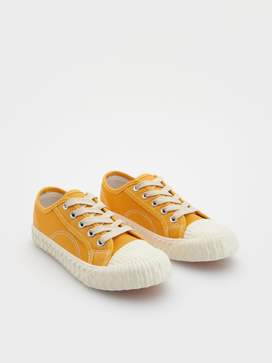 BOYS` SNEAKERS - MOSTERDGEEL - RESERVED