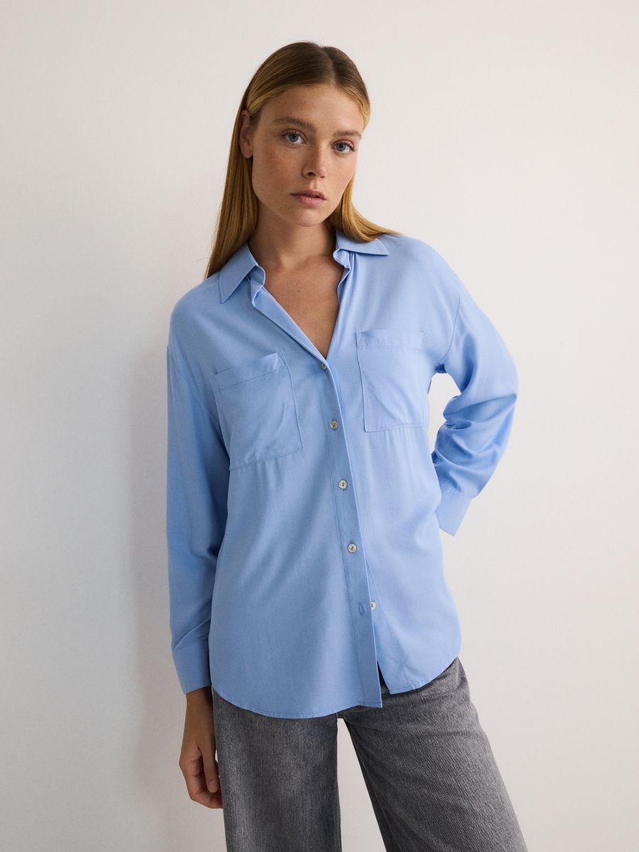 LADIES` SHIRT - LICHTBLAUW - RESERVED