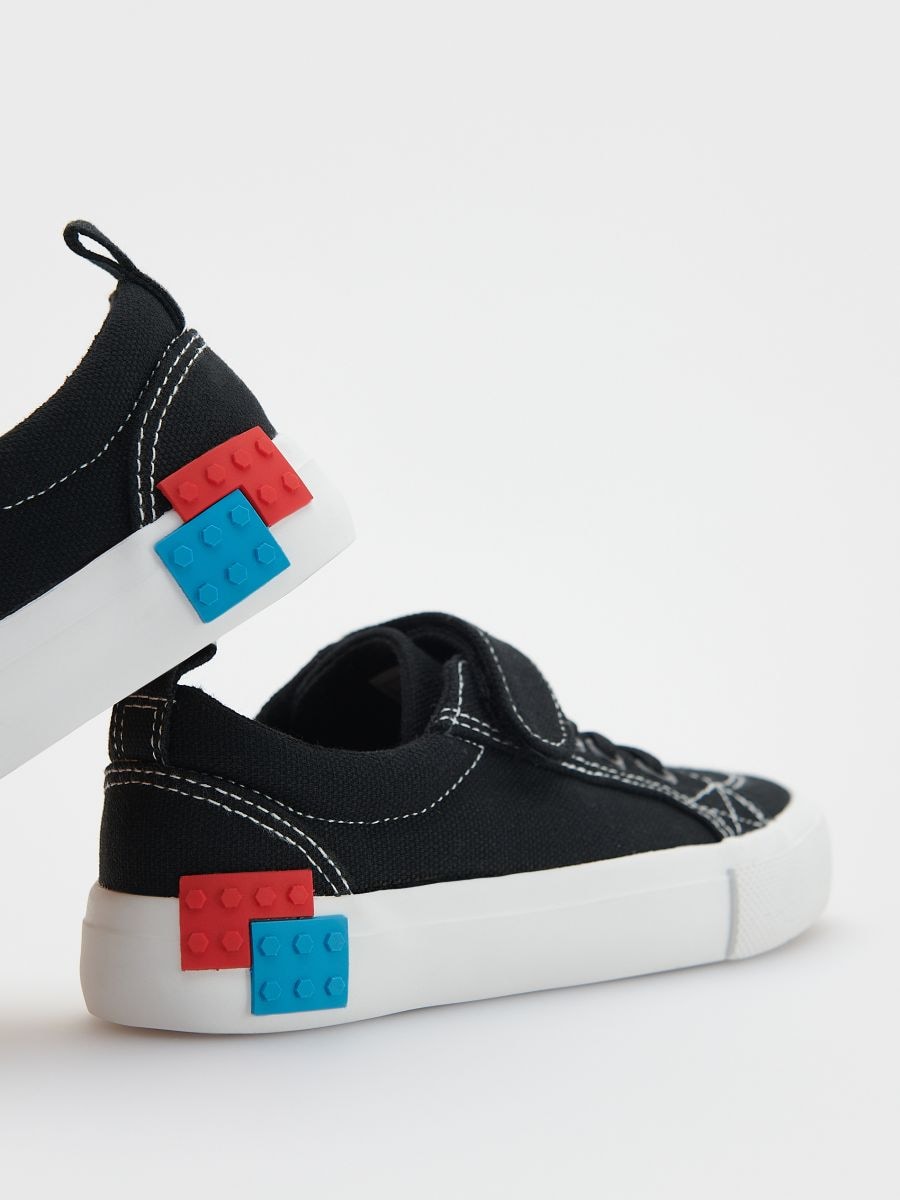 BOYS` SNEAKERS - negro - RESERVED