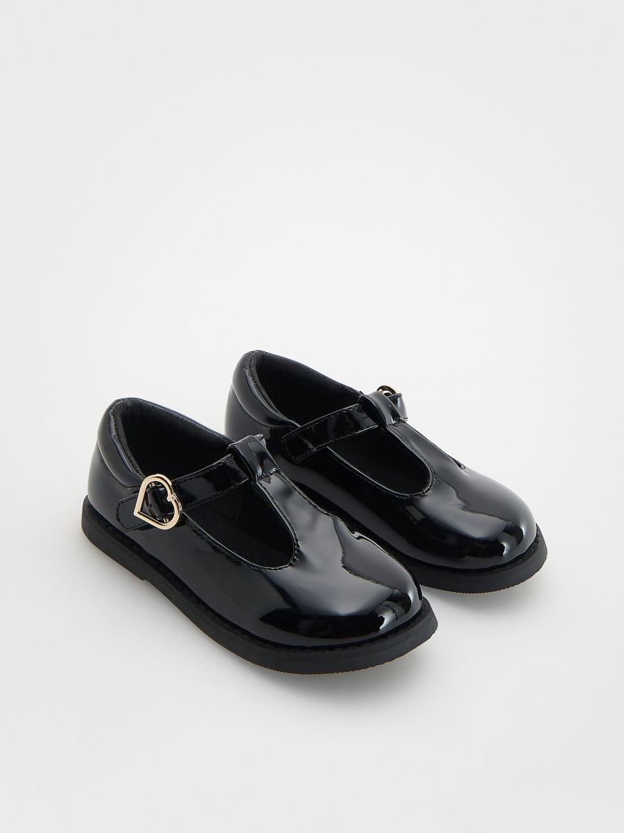 Loafers with straps - black - RESERVED