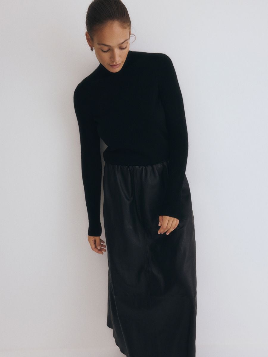 Wool rich turtleneck with cashmere blend - black - RESERVED - 2
