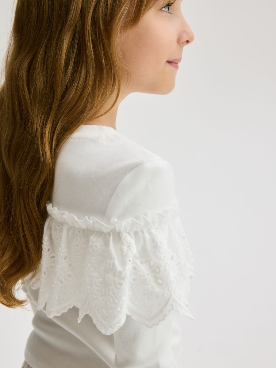 T-shirt with openwork ruffle - cream - RESERVED - 4