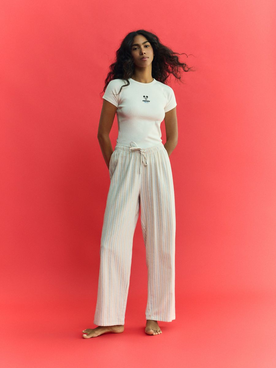 Set pijama cu Mickey Mouse - bej - RESERVED