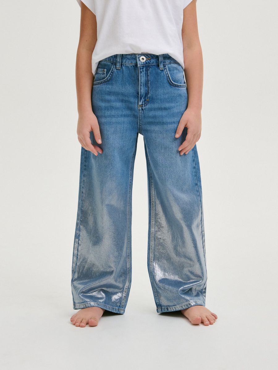 Shiny deals blue jeans