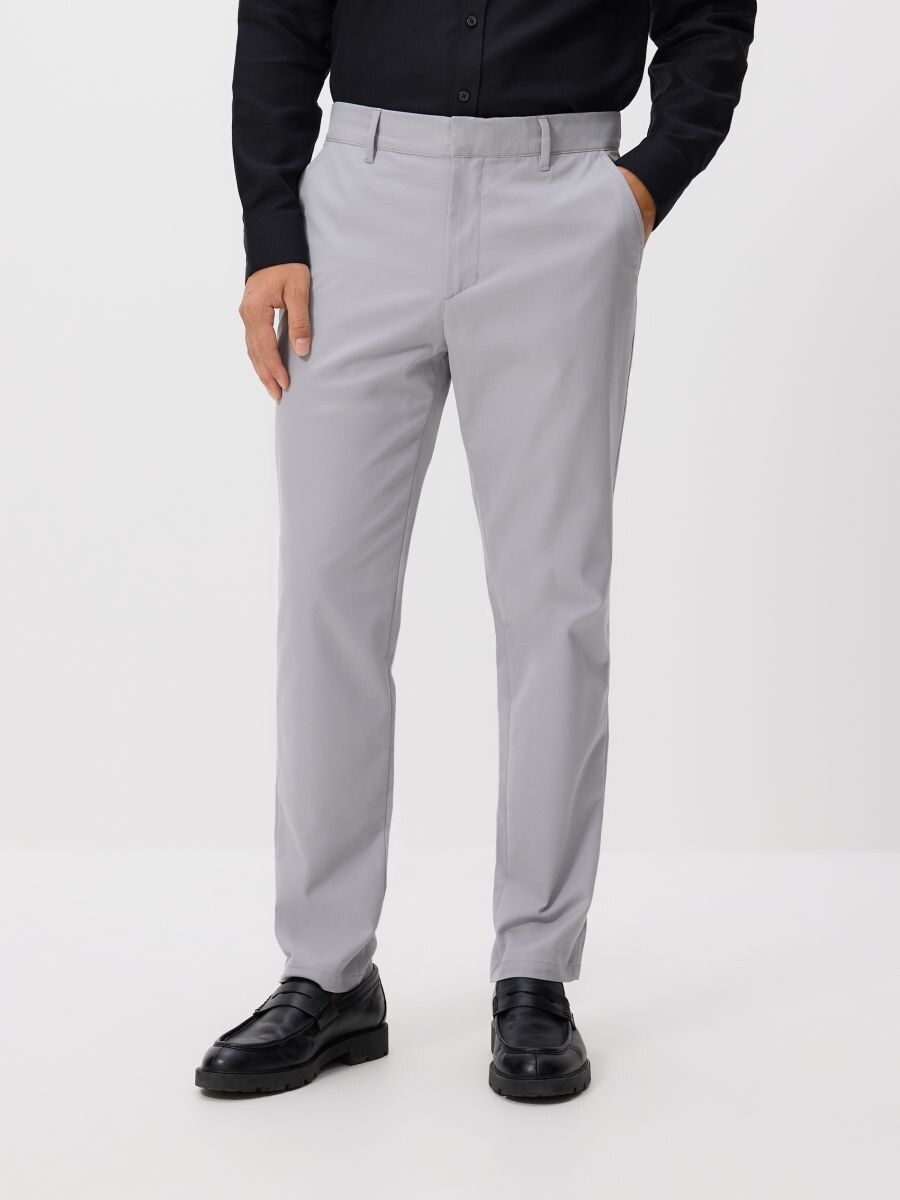 Pantalon chino à carreaux - Gris clair - RESERVED
