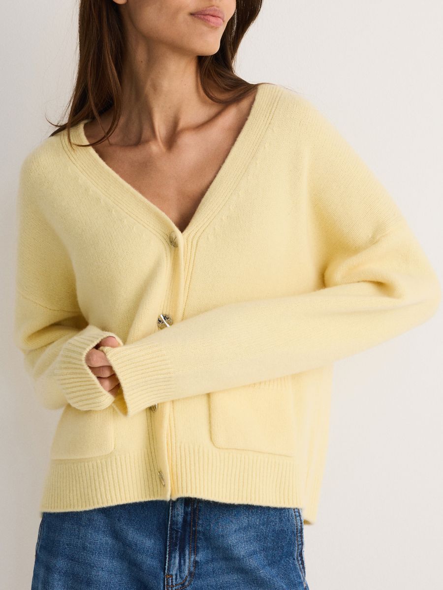 Wool cardigan with pockets - light yellow - RESERVED