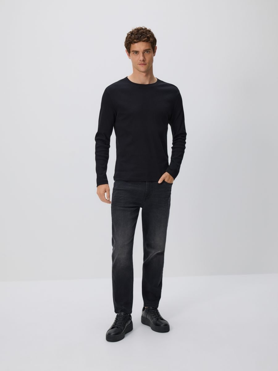 Carrot slim jeans with wash effect - black - RESERVED