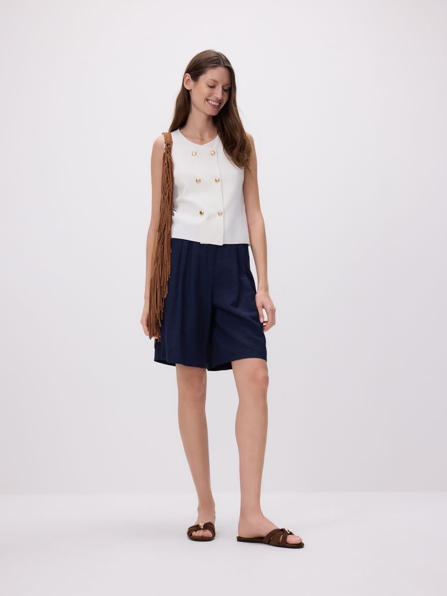 Viscose rich vest - cream - RESERVED