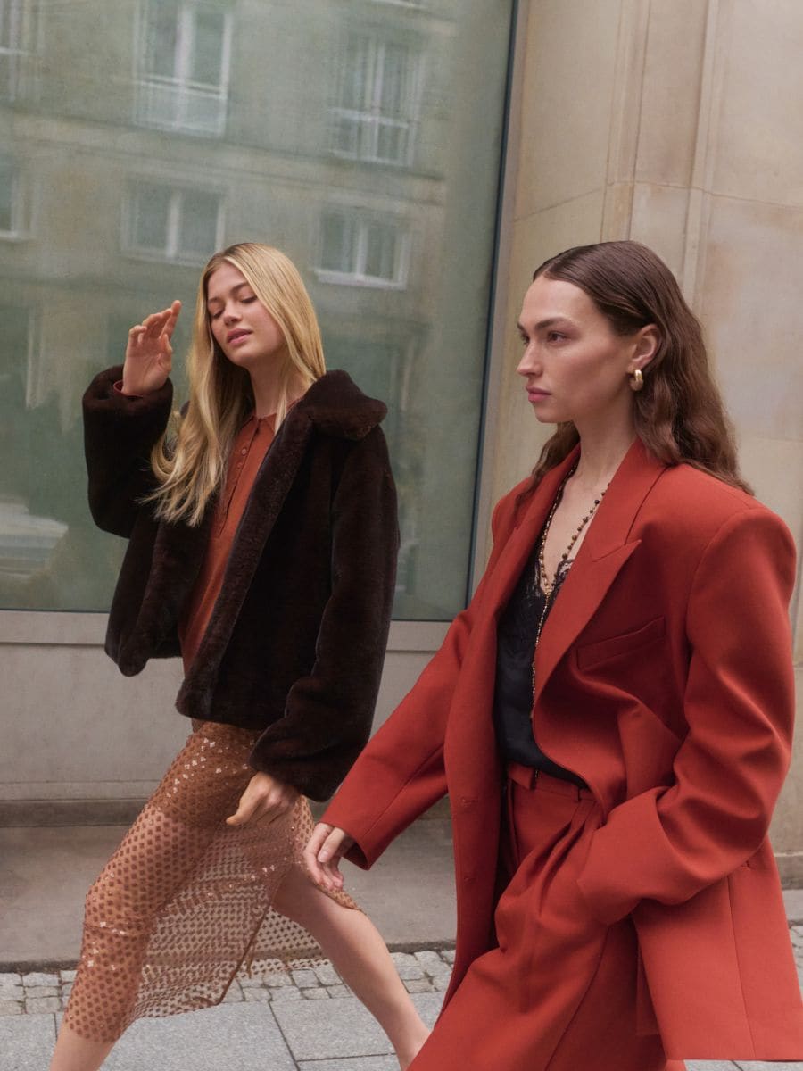 Manteau à col en fourrure synthétique - brun foncé - RESERVED