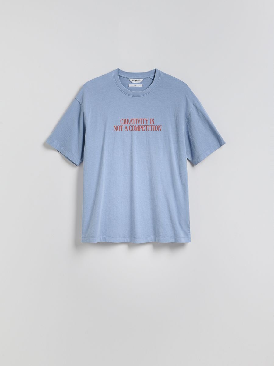 T-shirt σε boxy γραμμή με τύπωμα στο πίσω μέρος - ΜΠΛΕ ΠΑΛ - RESERVED