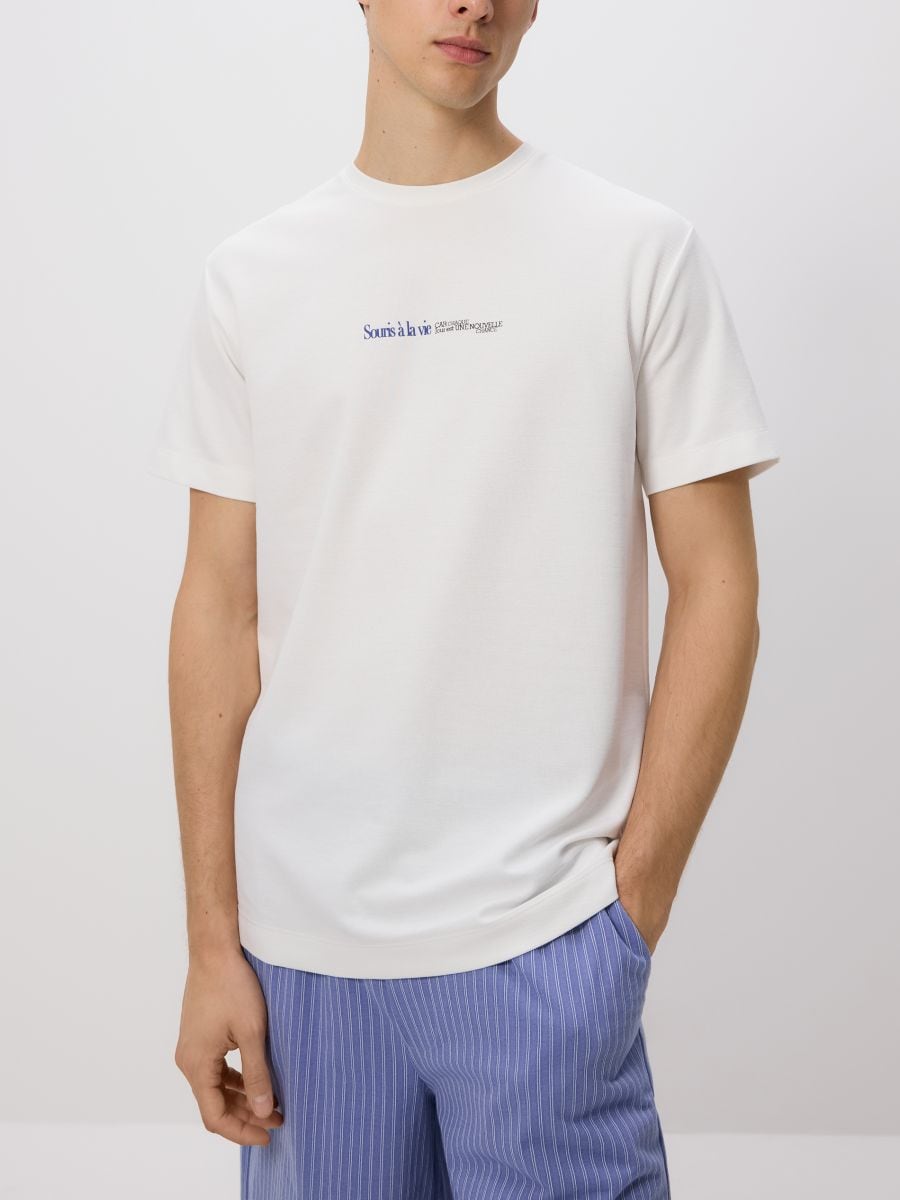 Comfort fit T-shirt with print - cream - RESERVED