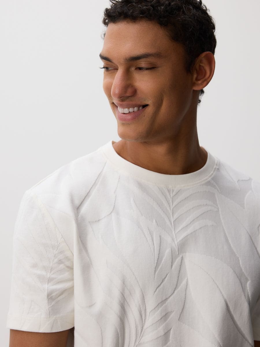 Regular fit T-shirt with plant motif - cream - RESERVED