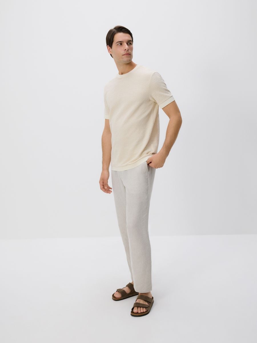 Βαμβακερή μπλούζα regular fit - ΚΡΕΜ - RESERVED - 2