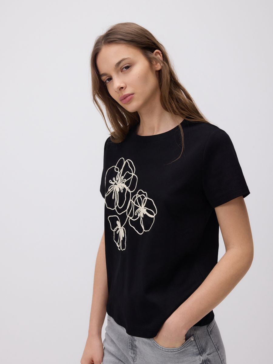 T-shirt with embroidered pattern - black - RESERVED - 4