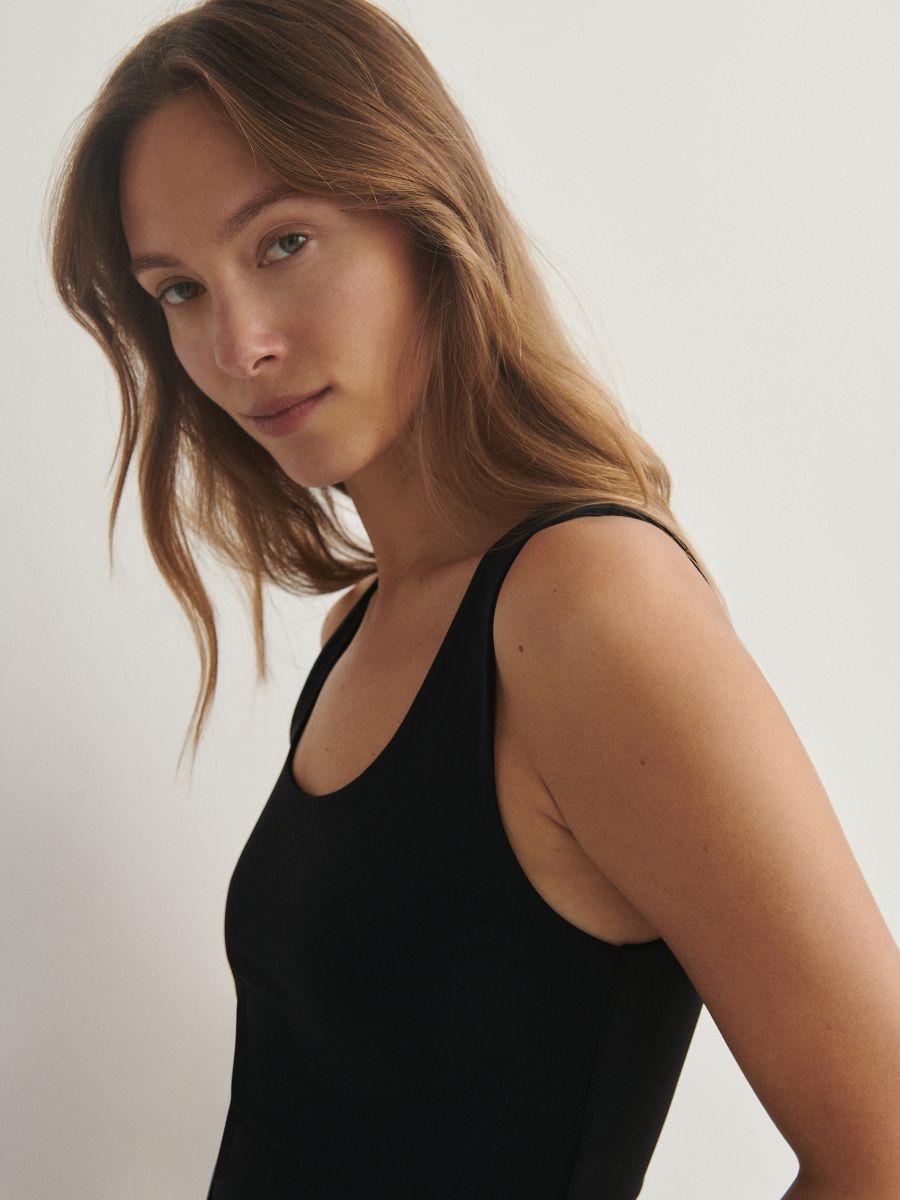 Plain top - black - RESERVED - 2