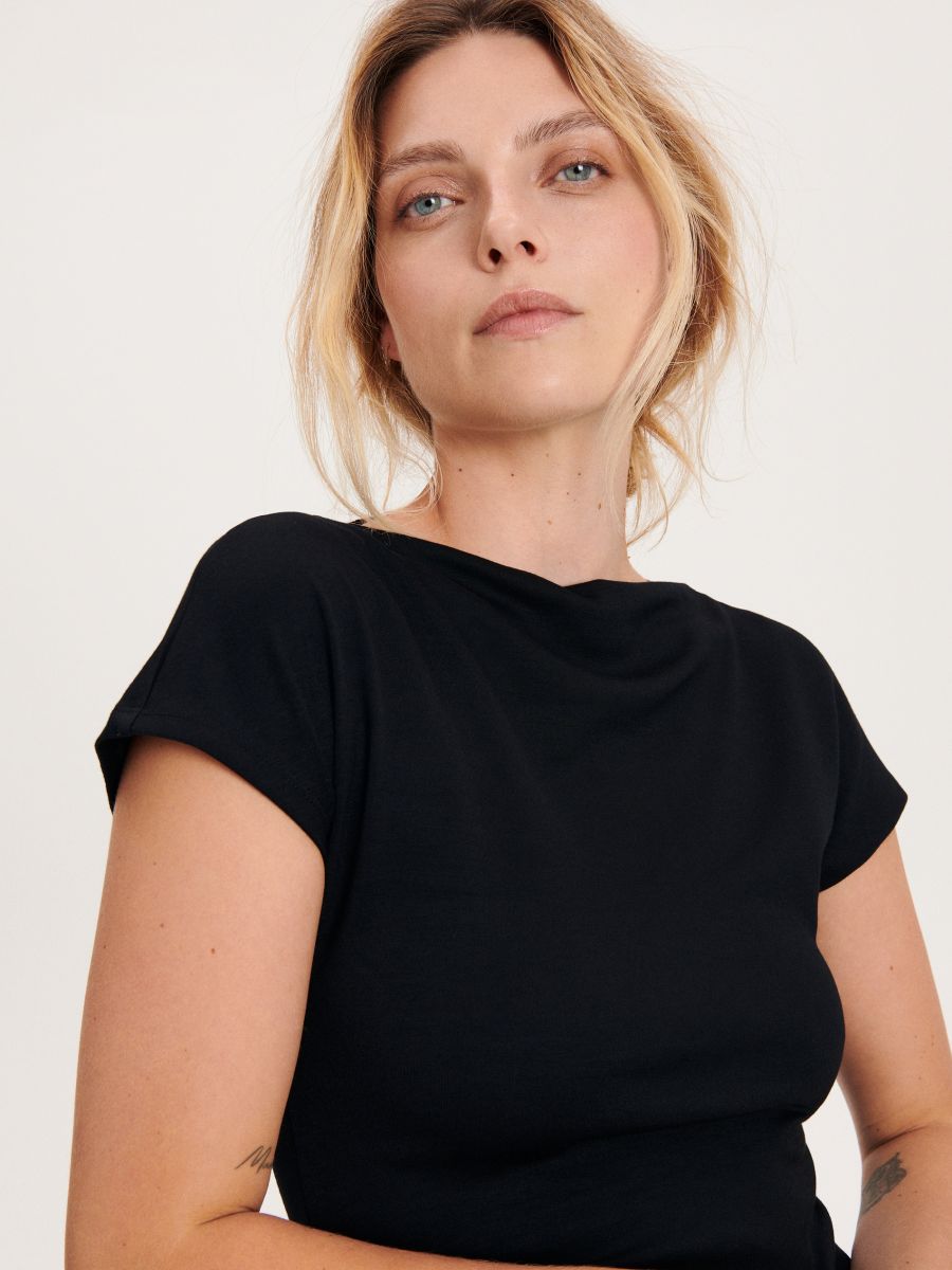 Midi-jurk met plooitjes - zwart - RESERVED - 3
