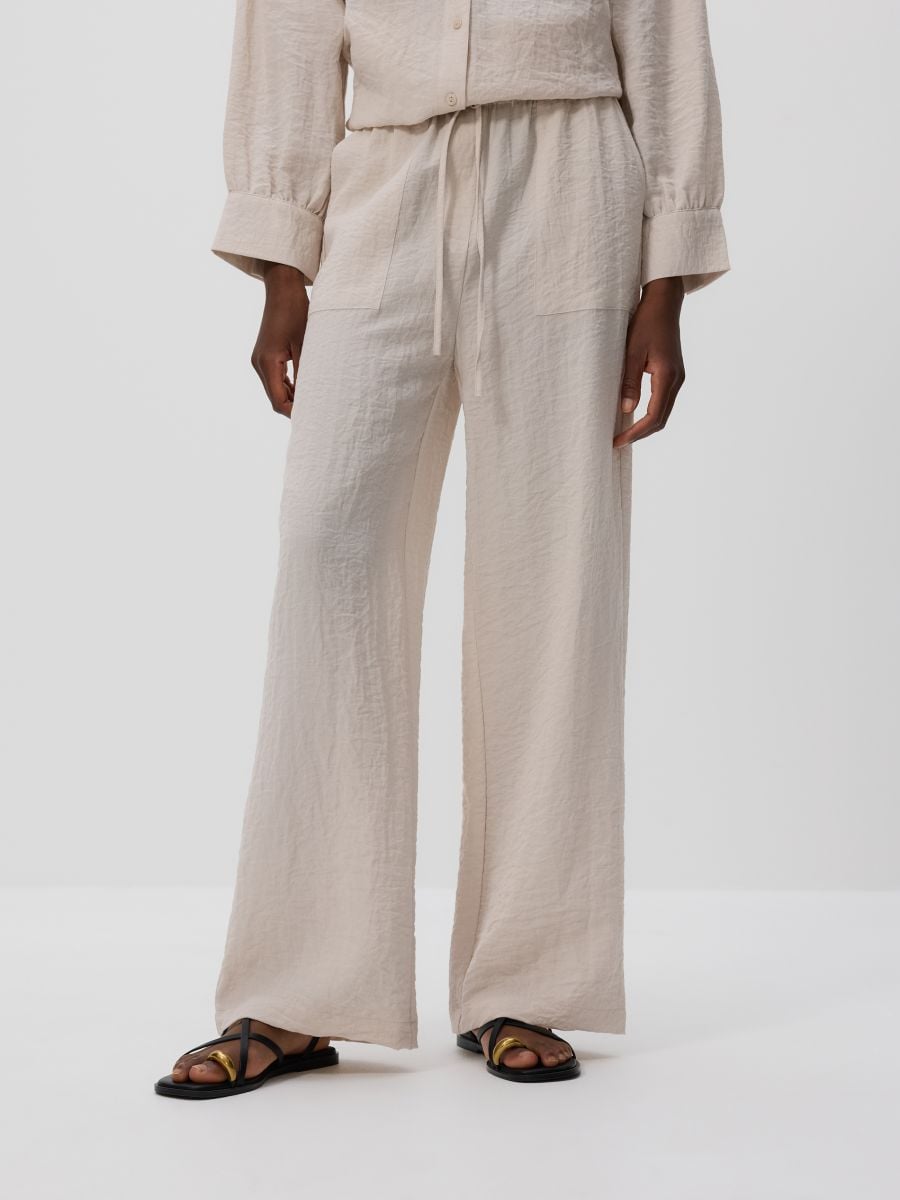 Loose trousers with viscose - beige - RESERVED - 3
