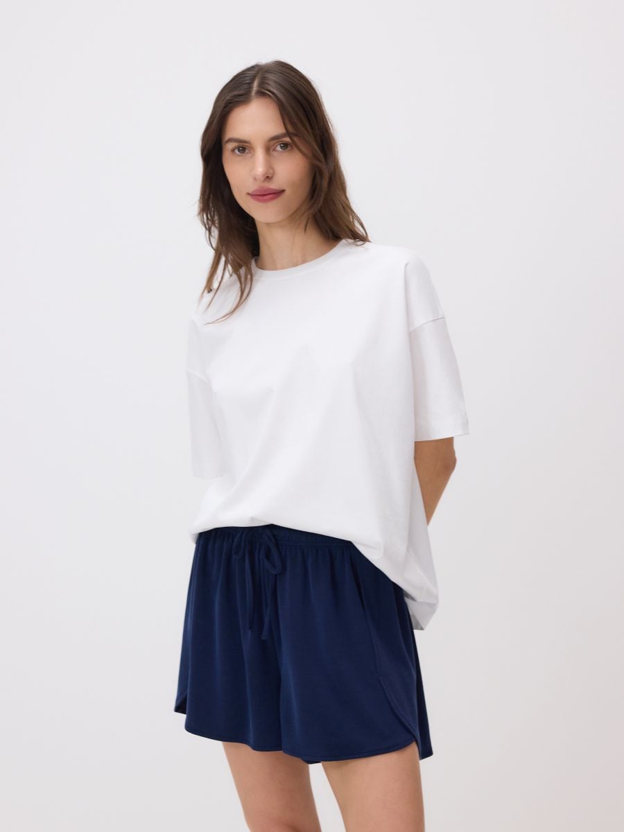 LADIES` SHORTS - marineblauw - RESERVED