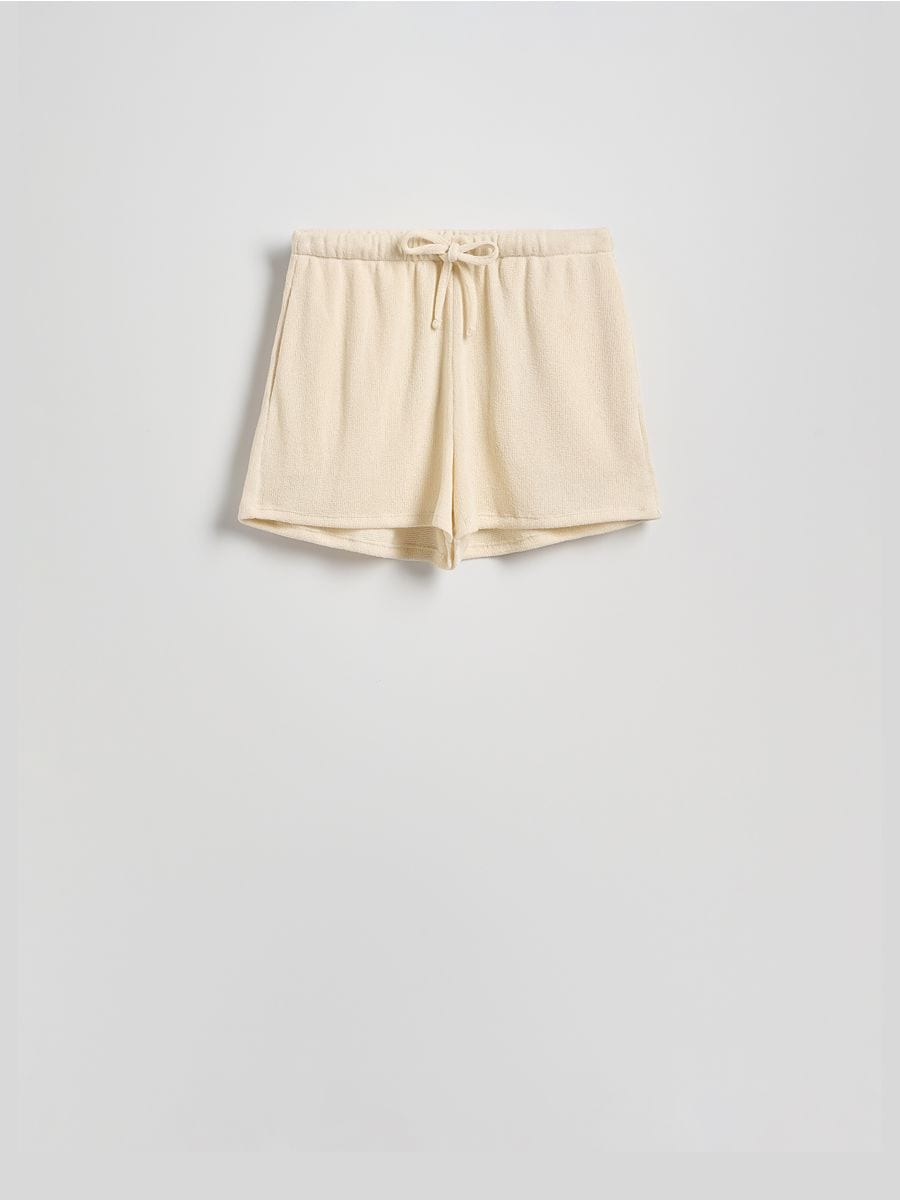 Knit shorts with viscose - nude - RESERVED - 5