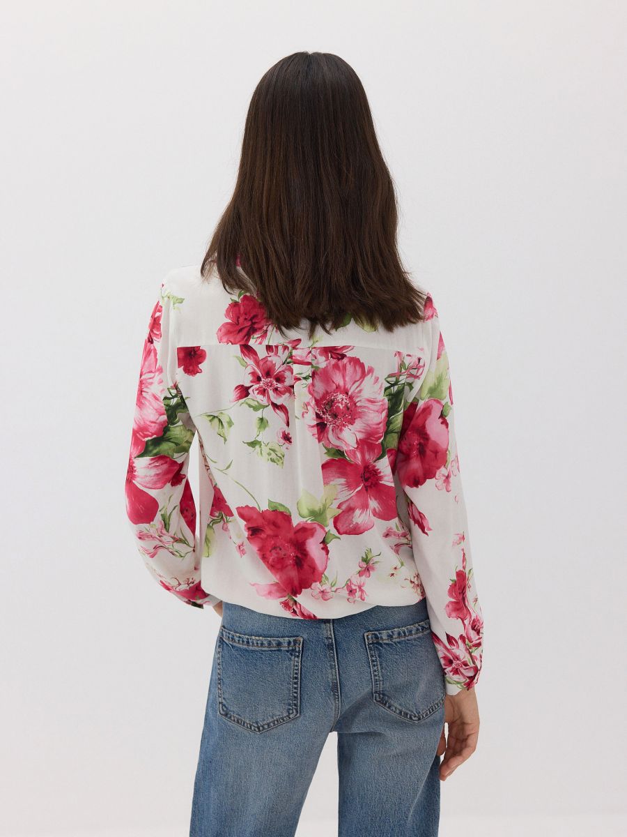 Viscose blouse with ruffle detail - multicolor - RESERVED - 3