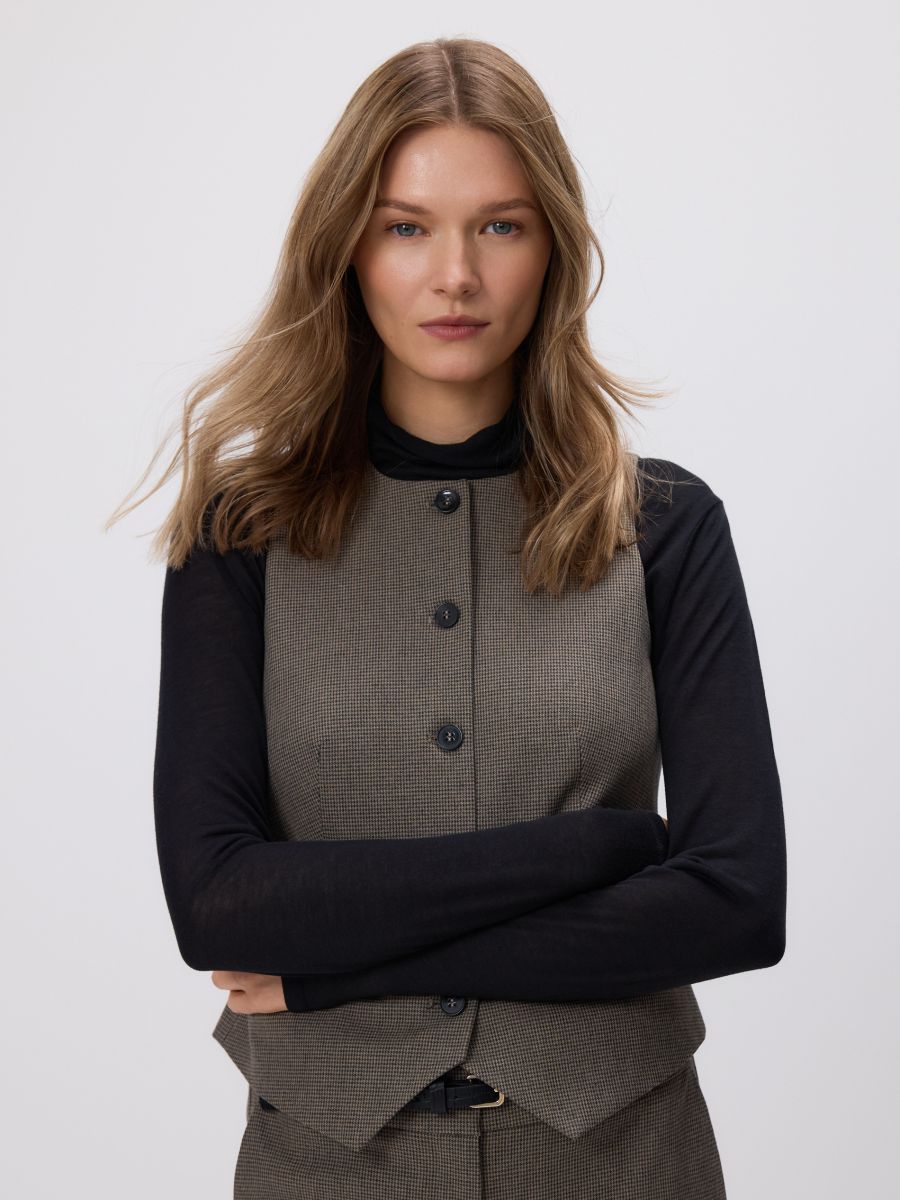 Taillierte Weste mit Leinen - bunt - RESERVED