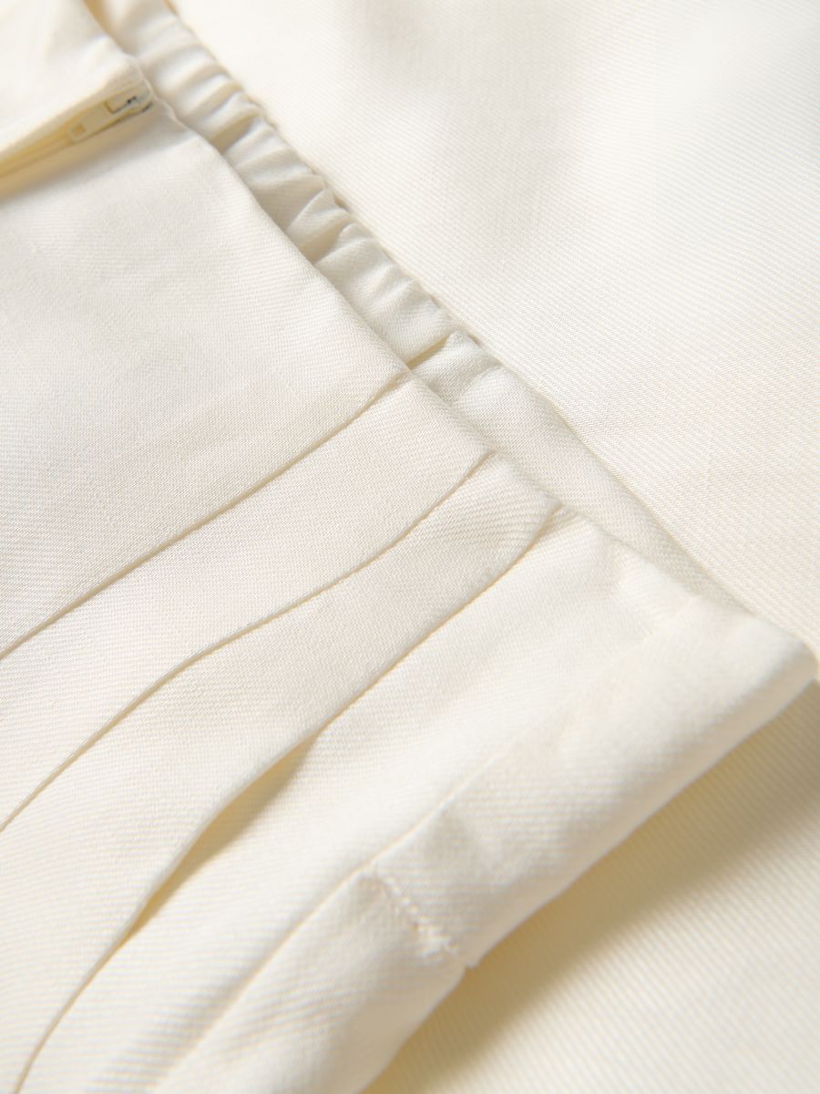 Shorts with linen blend - cream - RESERVED - 6
