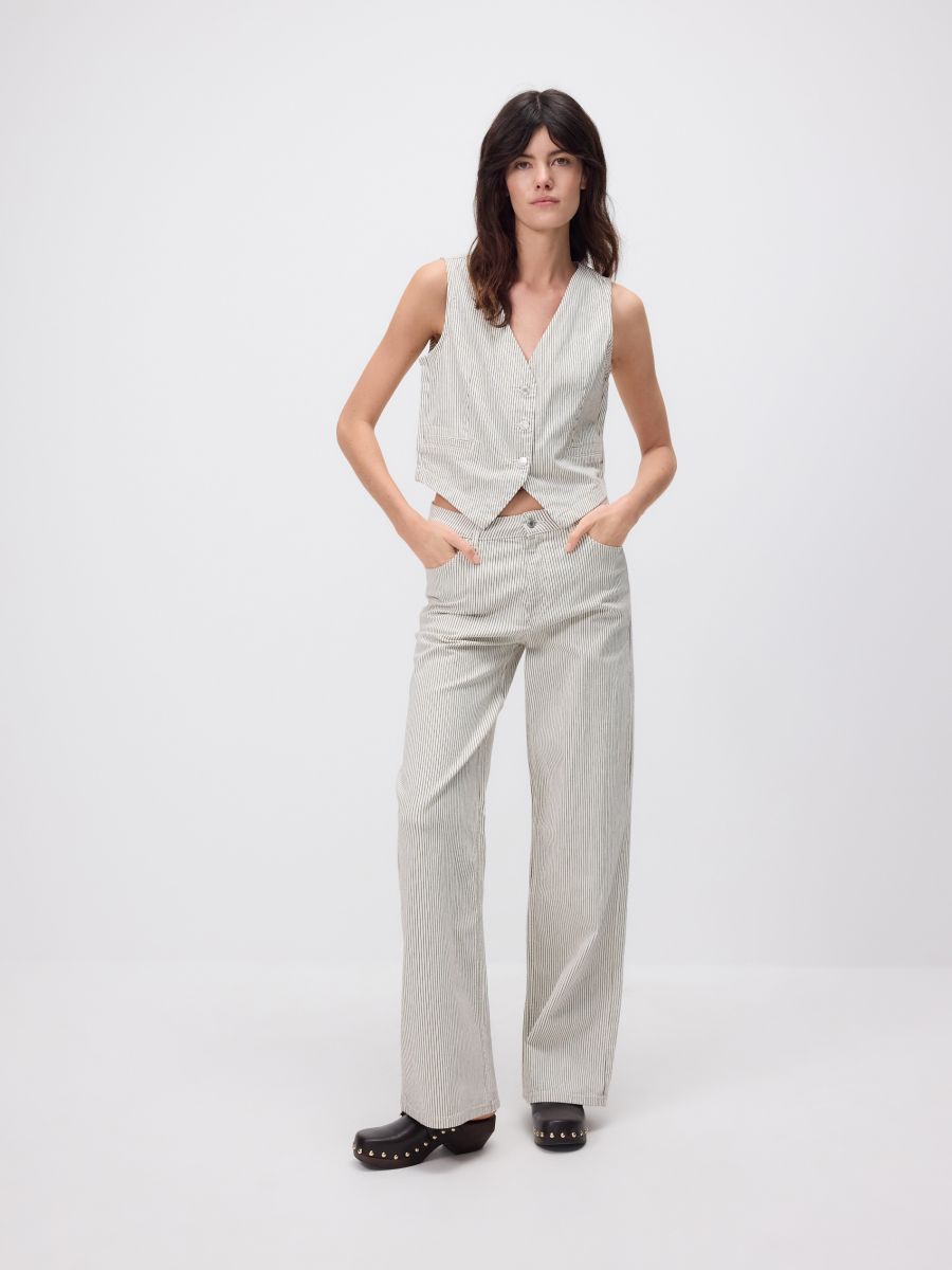 Jeansy wide leg w paski - biały - RESERVED