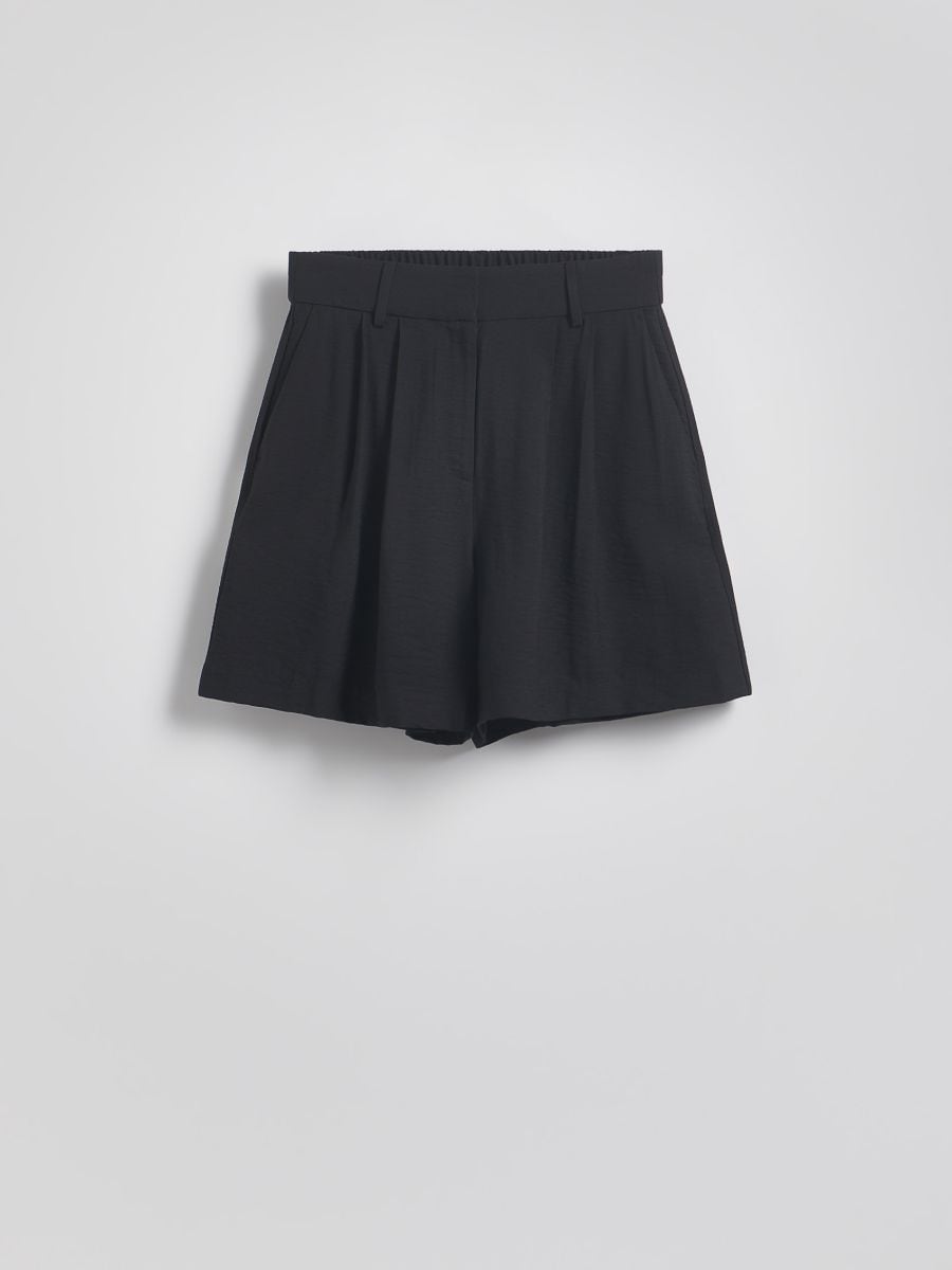 Shorts mit hohem Viskoseanteil - schwarz - RESERVED