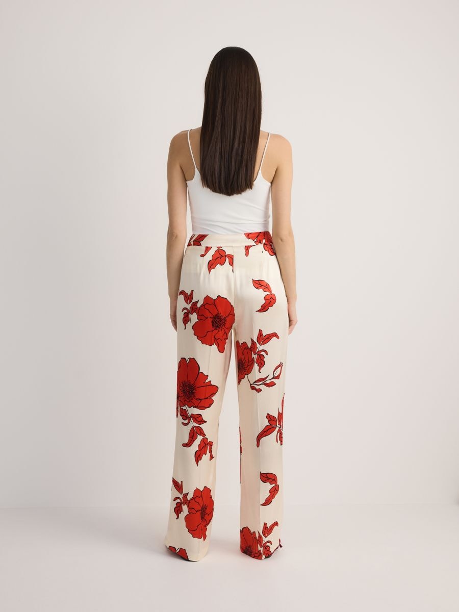 Patterned viscose trousers - multicolor - RESERVED - 4