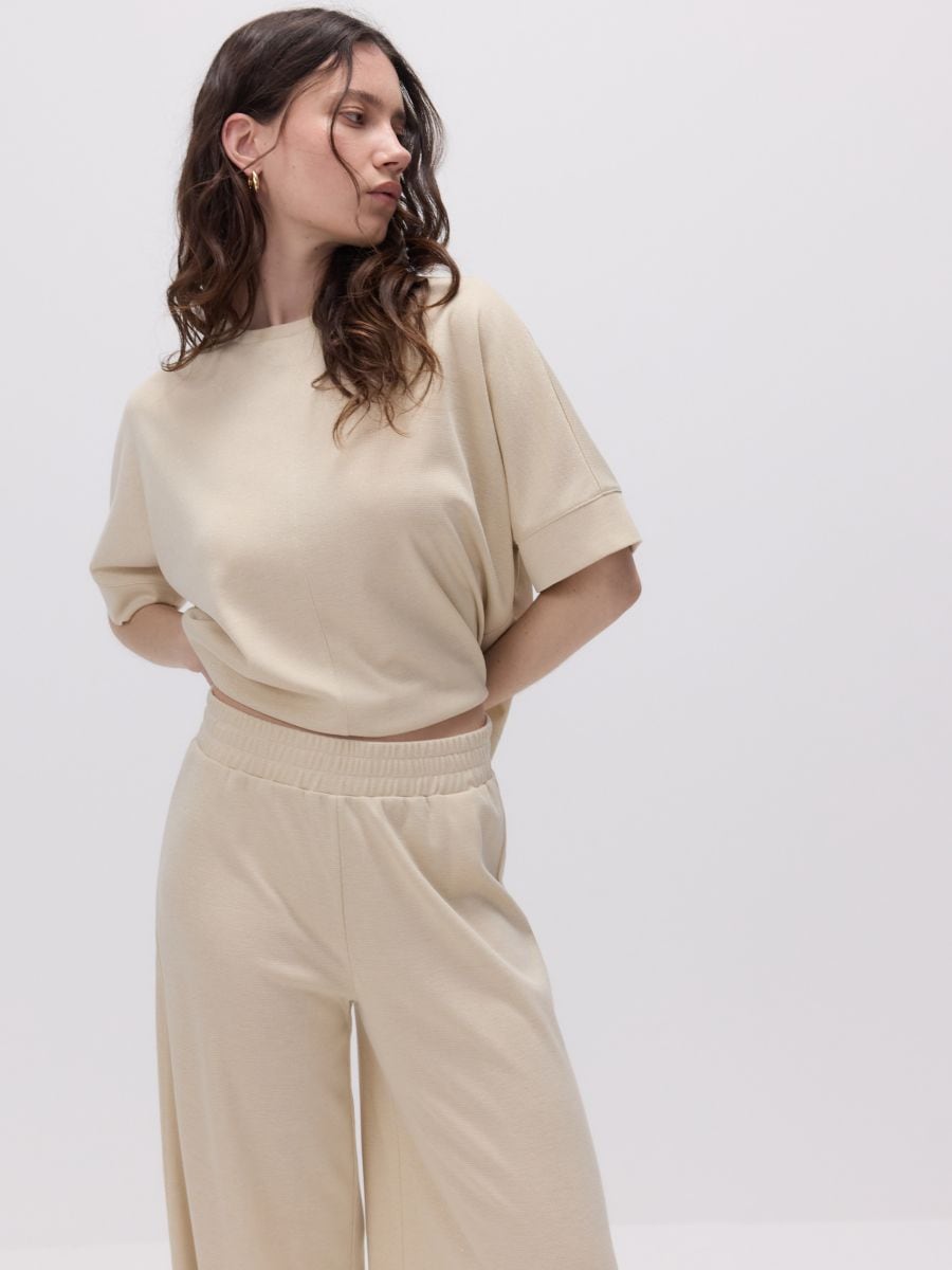 Loose trousers with viscose - nude - RESERVED - 3