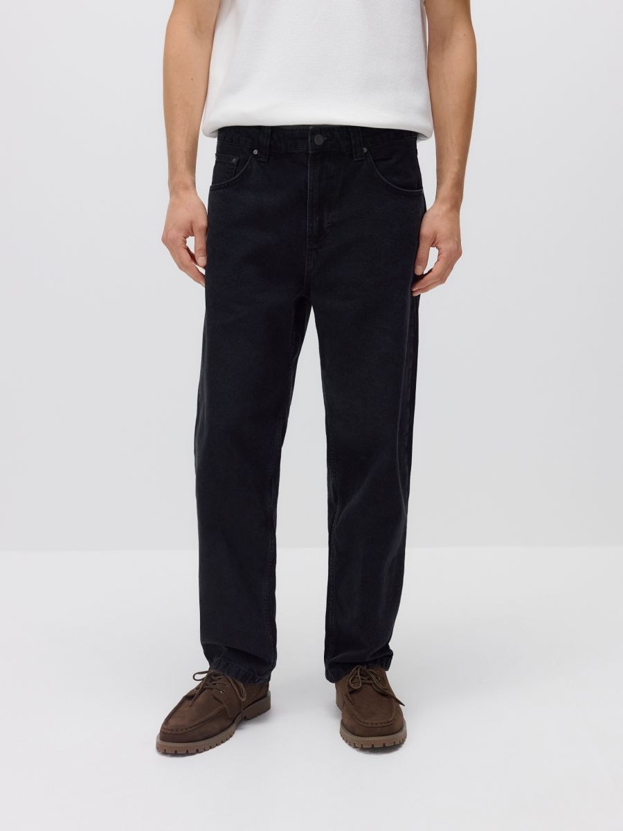 Loose jeans with wash effect - black - RESERVED