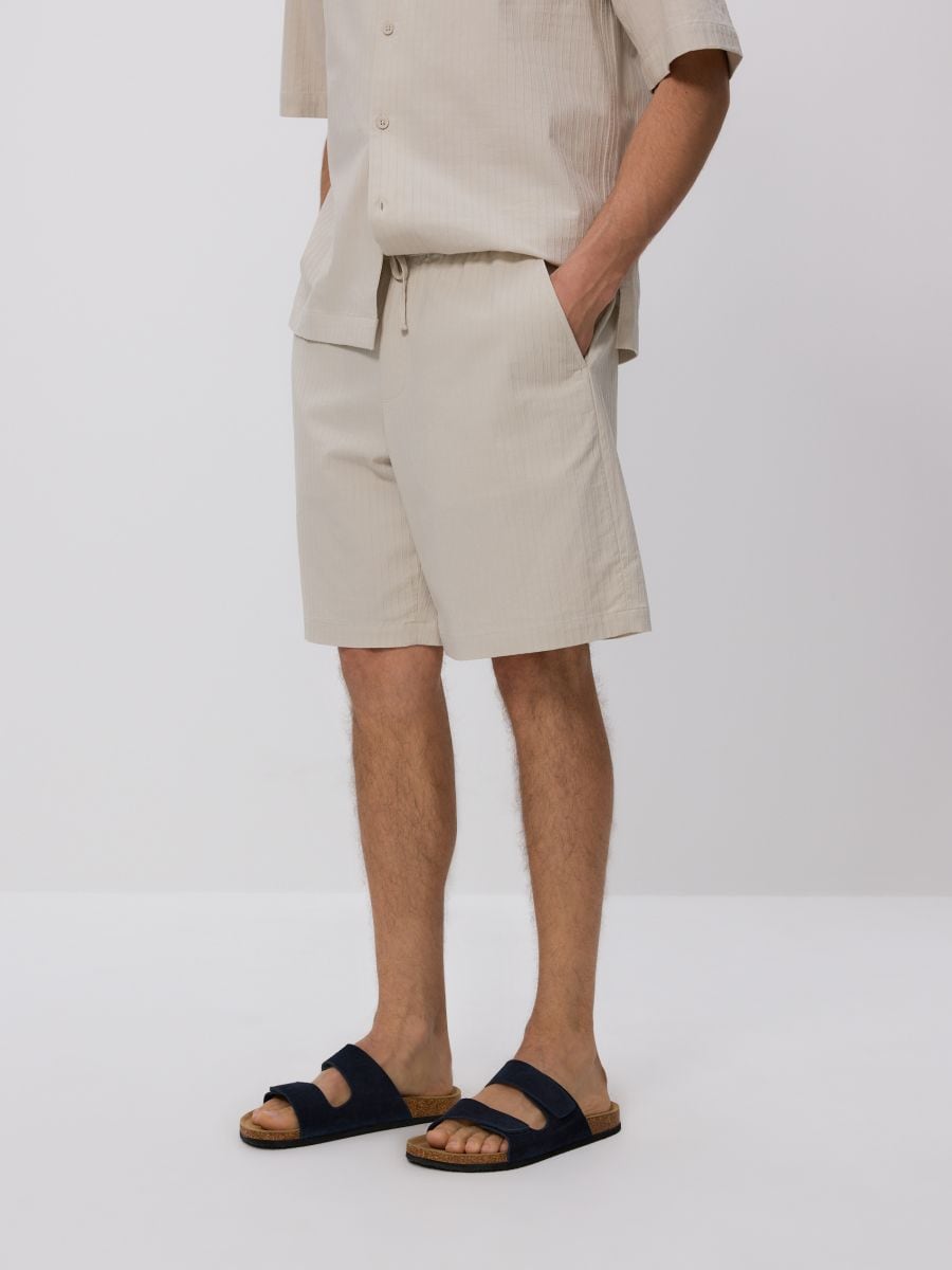 Loose structural shorts - beige - RESERVED - 2