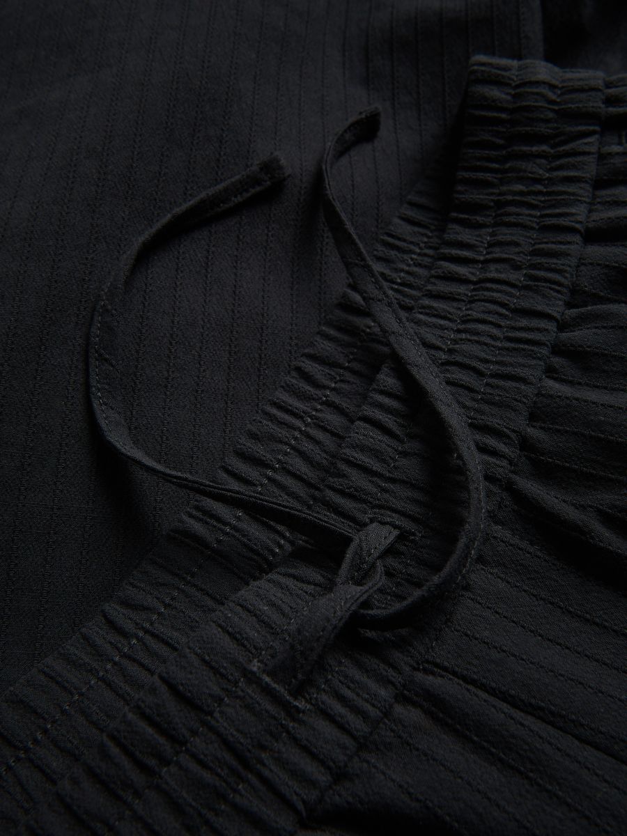 Loose structural shorts - black - RESERVED - 6