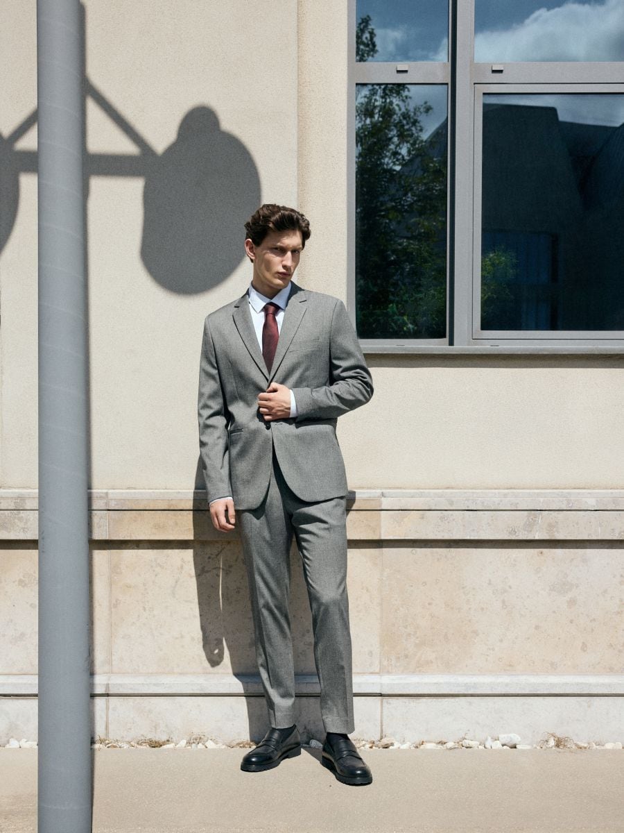 Marynarka slim fit z wiskozą - czarny - RESERVED